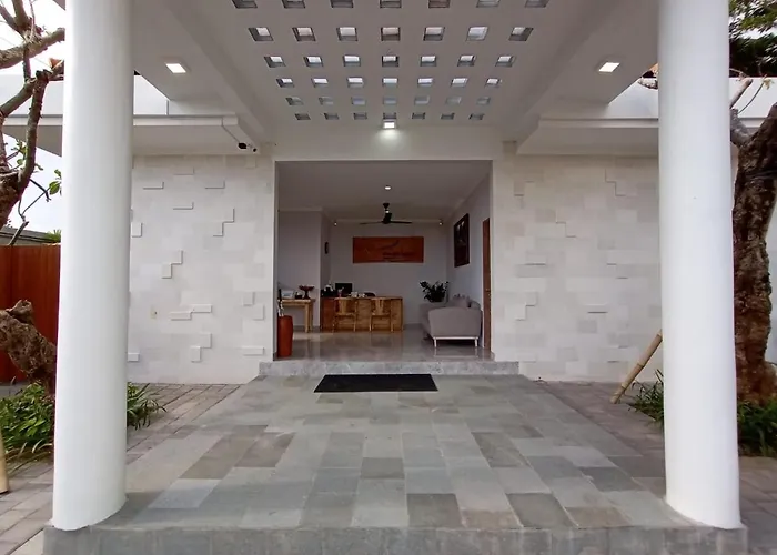 The Awandari * Seminyak (Bali)