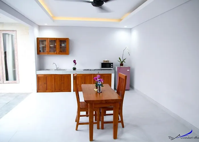 The Awandari